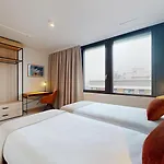 Appartement Nonanteneuf Hōtel étang - Airport - Contactless Check-in *
